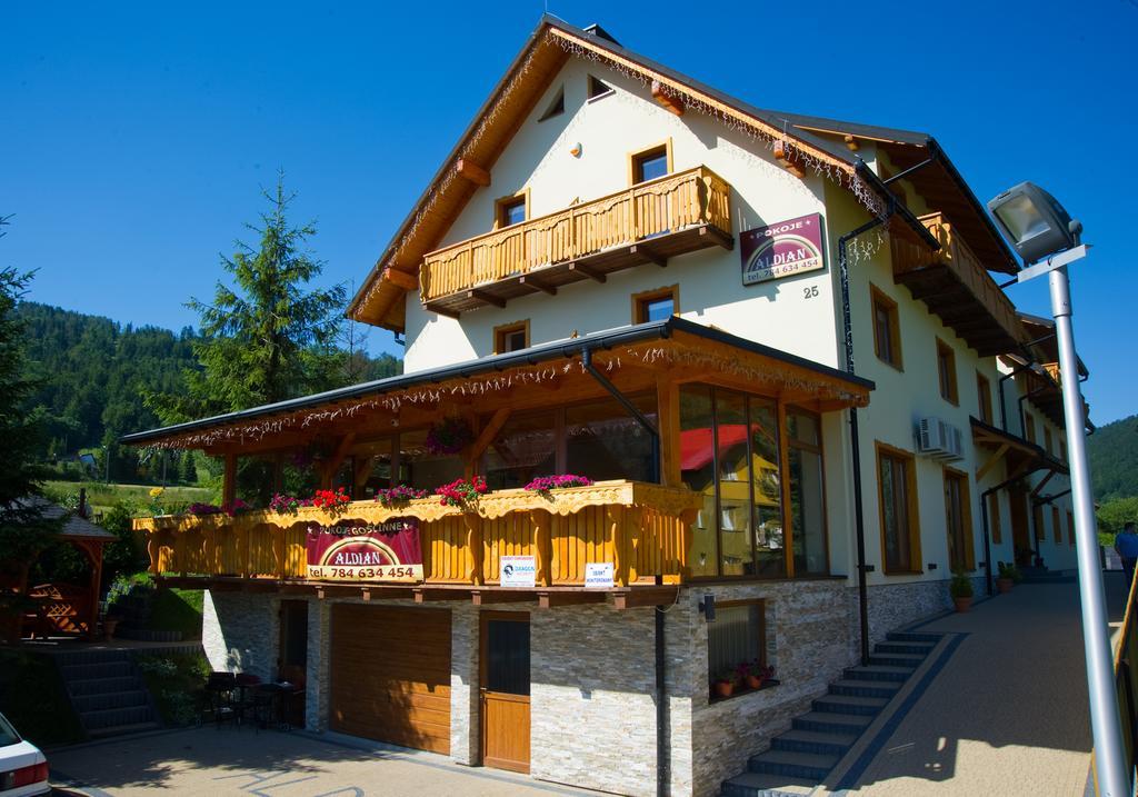Aldian Pokoje Goscinne Щирк Экстерьер фото